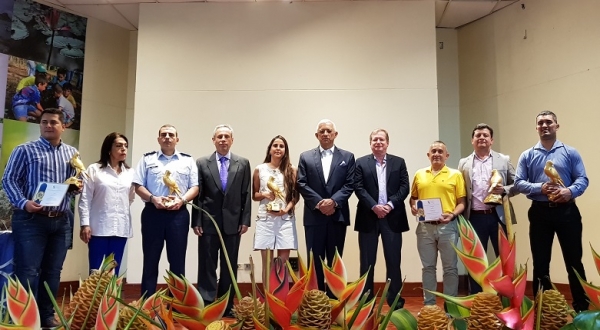 Premio Halc&oacute;n de Oro 2018 para Univalle