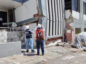 Ingenieros de Univalle llegan a El &Aacute;guila para atender la emergencia por el sismo.