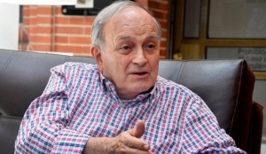 Gustavo &Aacute;lvarez Gardeaz&aacute;bal: magia y vigencia de un patriarca