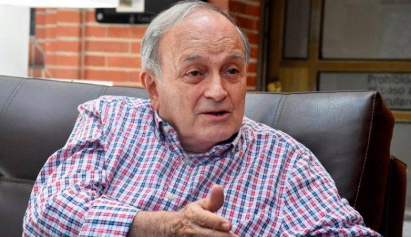 Gustavo &Aacute;lvarez Gardeaz&aacute;bal: magia y vigencia de un patriarca