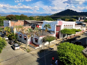 Estudiantes de Sede Caicedonia, en evento internacional virtual