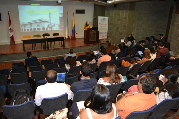 Investigadores trabajan en la estructuraci&oacute;n de Spin Off