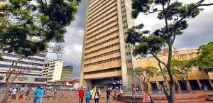 Gobernadora del Valle con facultades para reformar al departamento