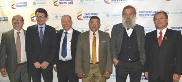 Egresado galardonado por Minsalud