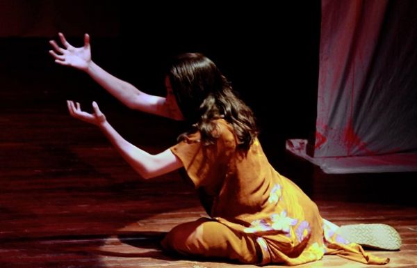 INCENDIOS De Wajdi Mouawad, una Tragedia Contempor&aacute;nea en el Teatro Azul de Armenia-Quind&iacute;o