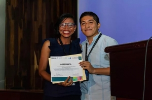 Estudiante de Enfermer&iacute;a gana premio de investigaci&oacute;n en M&eacute;xico