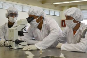 Acreditaci&oacute;n de Alta Calidad para Doctorado en Ciencias F&iacute;sica