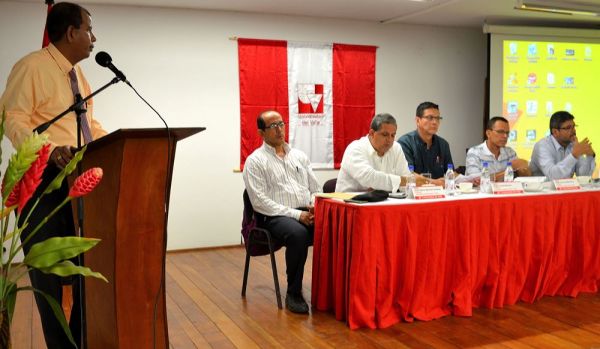 Candidatos a Rector en Sede Pac&iacute;fico