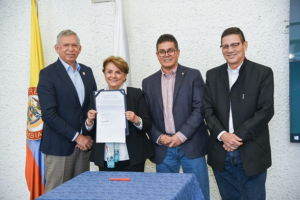 Cuatro universidades firman alianza para un pa&iacute;s incluyente y en paz