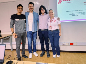 Egresada, premiada por innovador proyecto de navegaci&oacute;n de c&aacute;ncer de mama