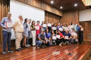 Reconocimiento a los laboratorios de la Universidad del Valle