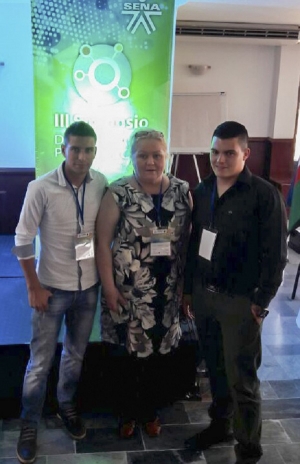 Estudiantes, premiados en III Simposio de Materiales Polim&eacute;ricos