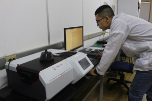 Nuevos equipos de alta tecnolog&iacute;a impulsan la caracterizaci&oacute;n avanzada de materiales en Univalle