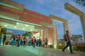 Rector Varela participa en el V Congreso Iberoamericano por la Educaci&oacute;n en Santa Marta