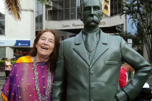 Marga L&oacute;pez en Viernes de Letras