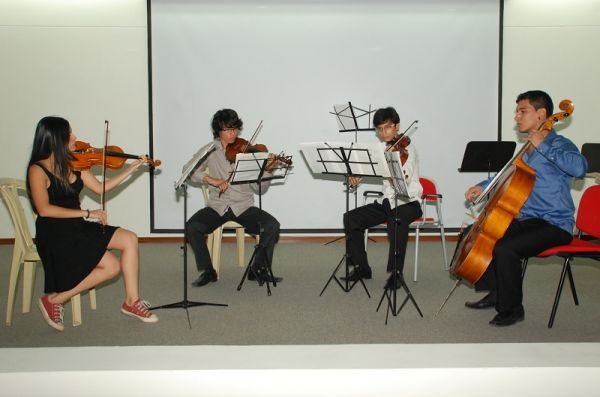 L&iacute;der, m&uacute;sica y futura directora, Mar&iacute;a del Mar organiza conciertos en Univalle