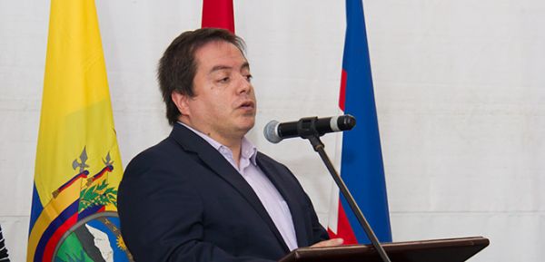 Univalle abre su stand en la Feria del Libro