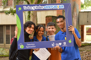 Univalle form&oacute; a 685 'Talentos Egresados' de 'Todas y Todos a Estudiar'
