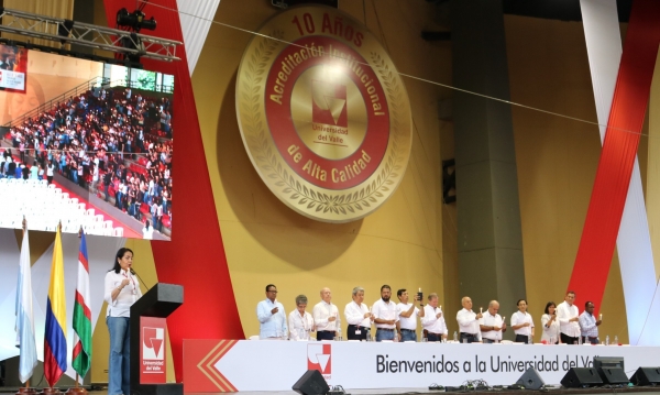 Bienvenida a nuevos estudiantes