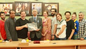 Laboratorio Esc&eacute;nico Univalle en gira por Bangladesh