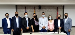 Rector nombra tres directores de sedes regionales