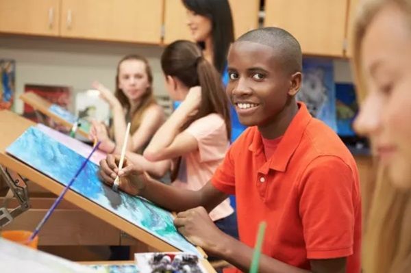 Proyecto de ley &ldquo;Las artes al aula&rdquo;  y calidad educativa
