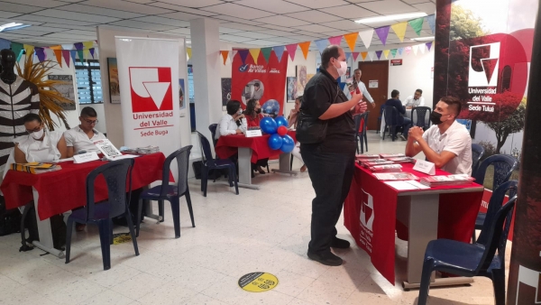 Sede Tulu&aacute; present&oacute; oferta de posgrados