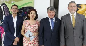 Arte peruano en la Biblioteca Mario Carvajal