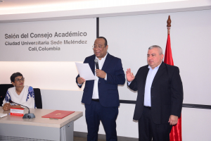 Tulio Ferney Silva, nuevo decano de Ciencias de la Administraci&oacute;n