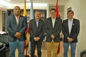 Se posesiona jefe de Control Disciplinario Docente