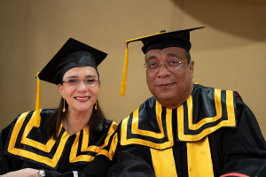 "Recibir un t&iacute;tulo es el comienzo de un camino de aprendizaje continuo": Jennifer Hincapi&eacute;