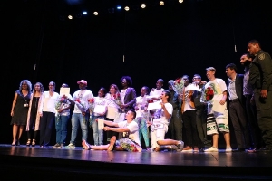 J&oacute;venes TIP cautivaron a Cali con obra de teatro