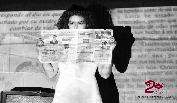 Obra de Teatro "Hocico inerte"