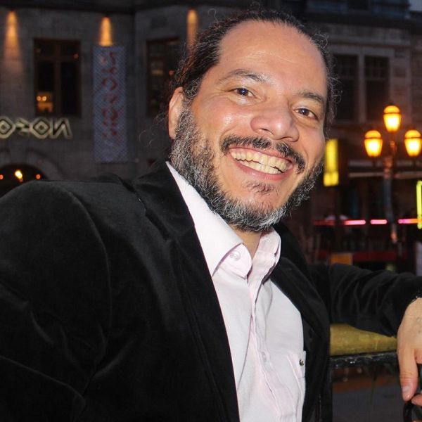 Orden al M&eacute;rito Acad&eacute;mico al profesor Juli&aacute;n Trujillo Amaya