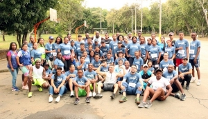 Participantes del proyecto TIP J&oacute;venes sin fronteras corrieron por la paz