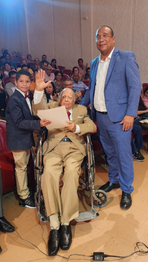 Homenaje al Maestro Luis Carlos Figueroa