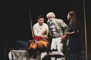 El Alf&eacute;rez IReal en La M&aacute;scara