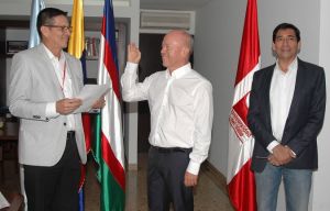 Se posesion&oacute; decano de la Facultad de Ciencias Sociales y Econ&oacute;micas