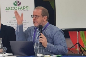 Decano de Psicolog&iacute;a, reelegido como presidente de ASCOFAPSI