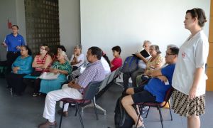 Programa de atenci&oacute;n al adulto mayor cumple 25 a&ntilde;os