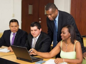 Nueva Especializaci&oacute;n en Finanzas en sedes Pac&iacute;fico y Zarzal