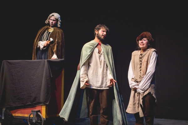 Consulta los resultados de investigaci&oacute;n sobre ecosistema creativo del teatro en Cali