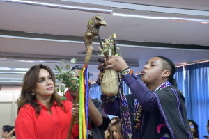 Univalle recibi&oacute; el bast&oacute;n del Inti Raymi de las universidades y diversidades