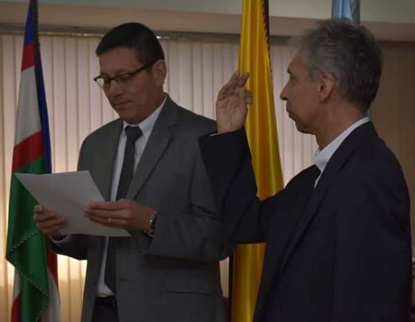 Se posesion&oacute; director de la Sede Yumbo