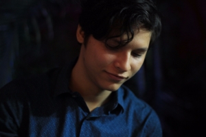 Estudiante de literatura, becario del Hay Festival 2017