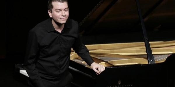 El mejor pianista joven de Colombia