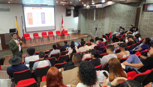 Estudiantes conocieron detalles del Plan de Desarrollo