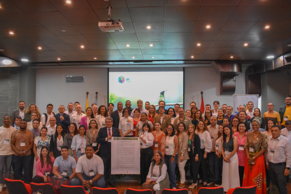 Academia en acci&oacute;n por la biodiversidad