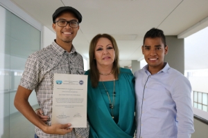 Investigadores reciben premio en Ciencia y Tecnolog&iacute;a de Alimentos