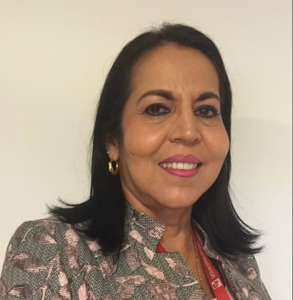 Liliana Arias Castillo, una m&eacute;dica cinco estrellas